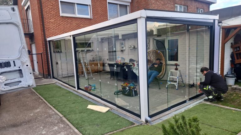 Overkapping glaswanden